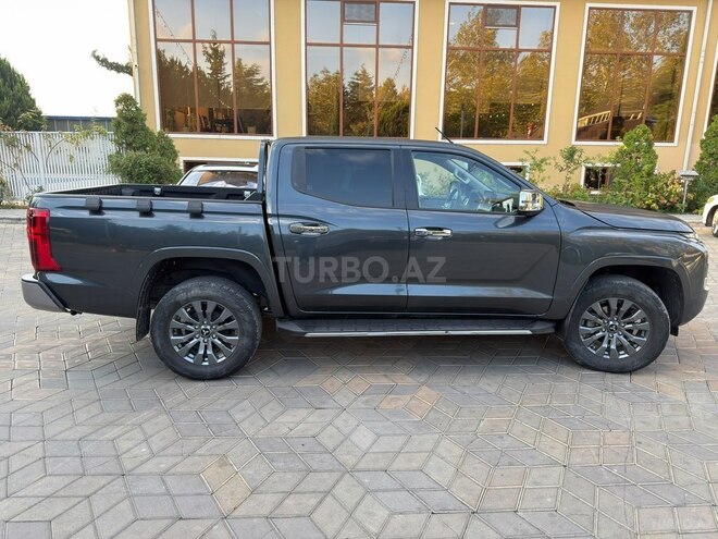 Mitsubishi L200 2024, 120,000 km - 2.4 l - Quba
