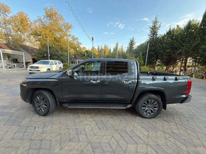 Mitsubishi L200 2024, 120,000 km - 2.4 l - Quba