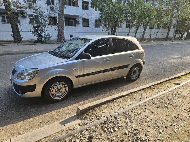 Kia Rio 2005, 386,000 km - 1.5 l - Mingəçevir