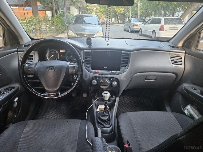 Kia Rio 2005, 386,000 km - 1.5 l - Mingəçevir