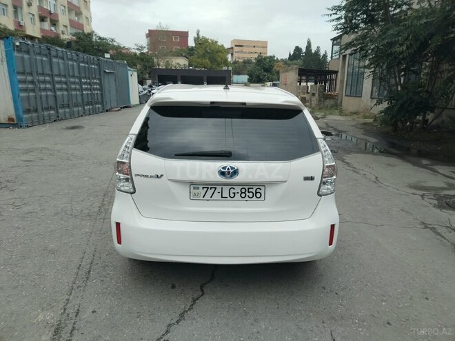 Toyota Prius V 2014, 264,000 km - 1.8 l - Bakı