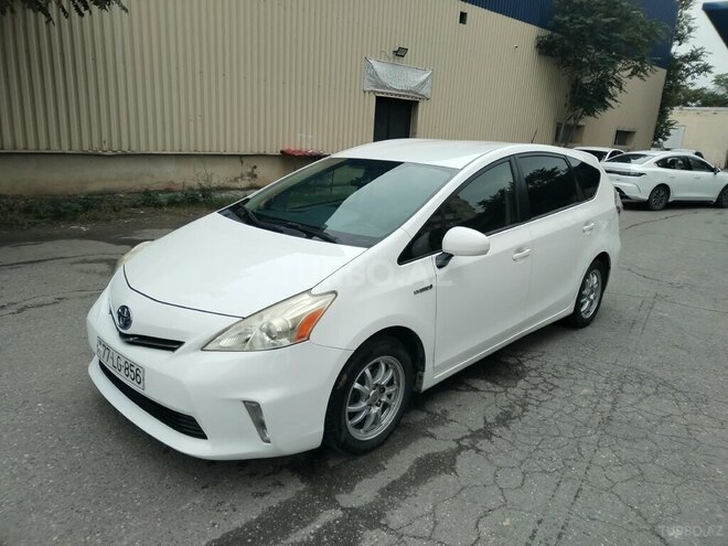 Toyota Prius V 2014, 264,000 km - 1.8 l - Bakı