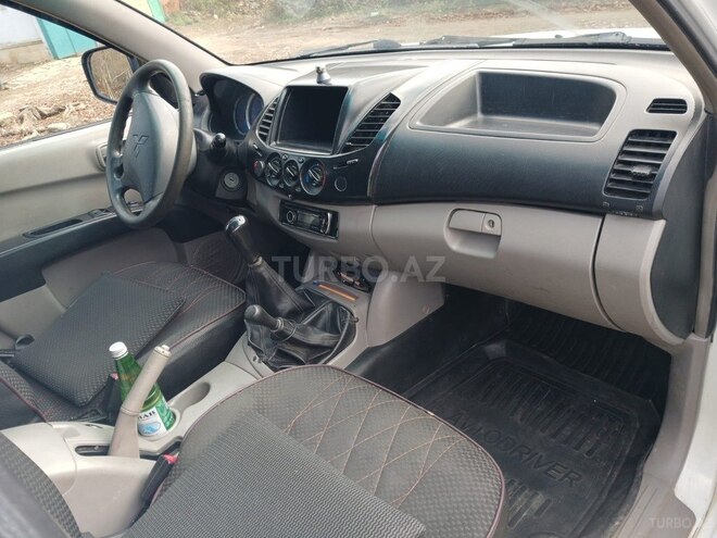 Mitsubishi L200 2008, 400,000 km - 2.5 l - Şamaxı