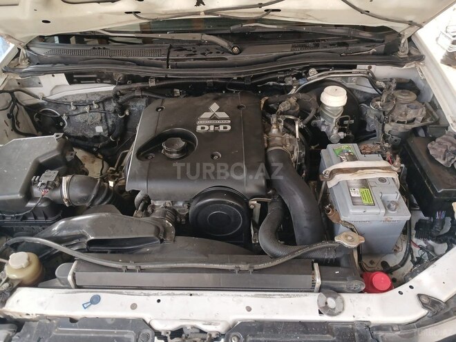 Mitsubishi L200 2008, 400,000 km - 2.5 l - Şamaxı