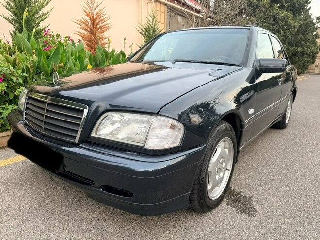 Mercedes C 230 2000, 244,559 km - 1.8 l - Bakı