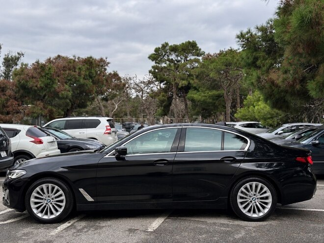 BMW 520 2022, 32,000 km - 2.0 l - Bakı