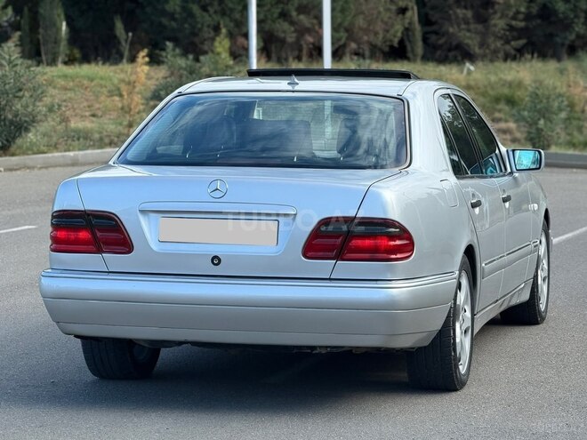 Mercedes E 240 1999, 248,560 km - 2.4 л - Gəncə