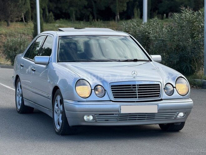 Mercedes E 240 1999, 248,560 km - 2.4 л - Gəncə
