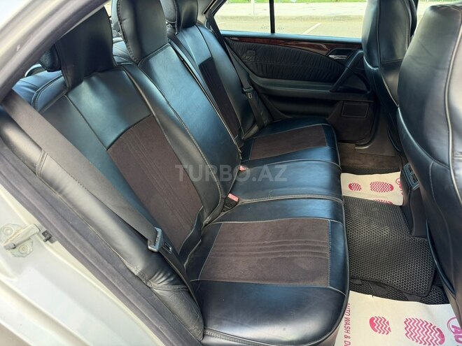 Mercedes E 240 1999, 248,560 km - 2.4 л - Gəncə