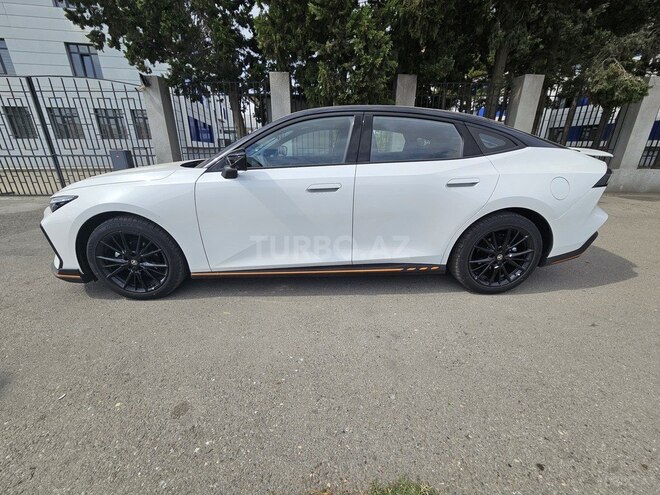 Changan Uni-V 2026, 1,400 km - 1.5 л - Sumqayıt