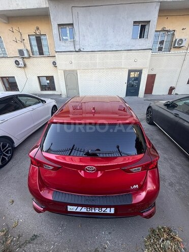 Toyota Corolla 2015, 210,000 km - 1.8 l - Bakı