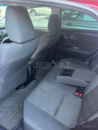 Toyota Corolla 2015, 210,000 km - 1.8 l - Bakı