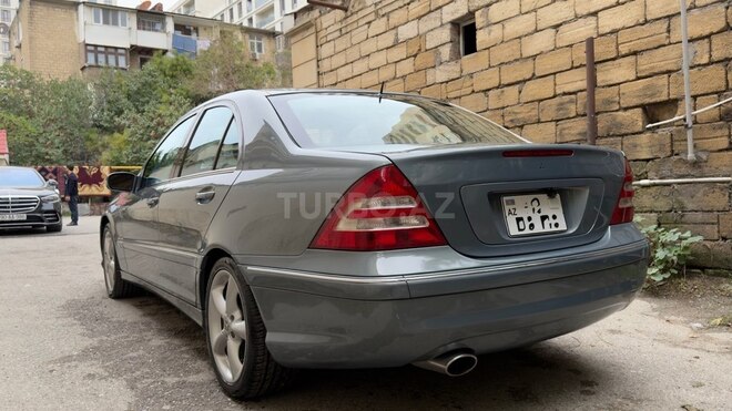 Mercedes C 230 2005, 449,360 km - 2.5 l - Bakı