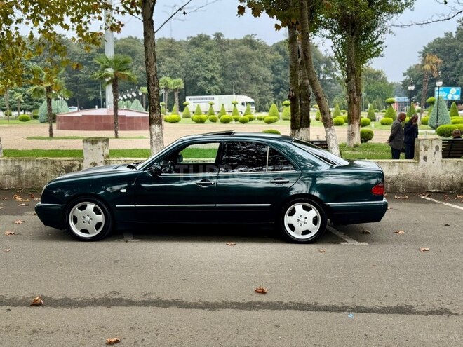Mercedes E 230 1997, 295,000 km - 2.3 л - Masallı