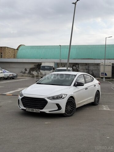 Hyundai Avante 2016, 250,000 km - 1.6 l - Bakı