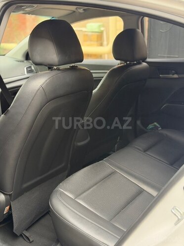 Hyundai Avante 2016, 250,000 km - 1.6 l - Bakı