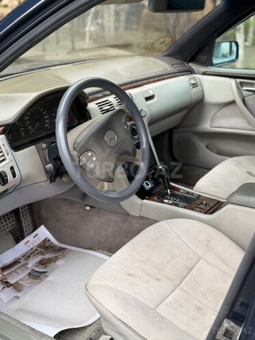 Mercedes E 230 1998, 458,000 km - 2.3 л - Şirvan