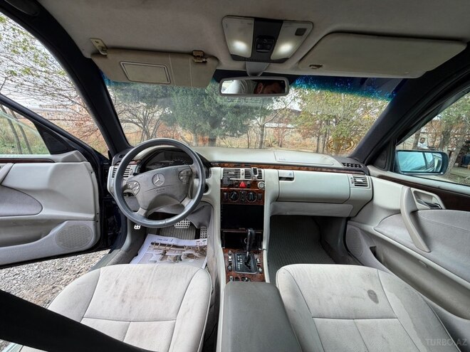 Mercedes E 230 1998, 458,000 km - 2.3 л - Şirvan