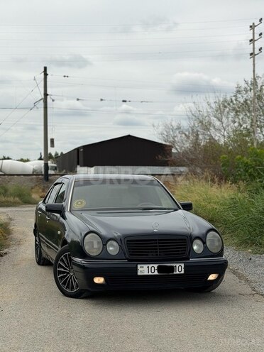 Mercedes E 230 1998, 458,000 km - 2.3 л - Şirvan