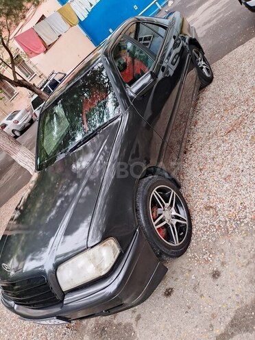 Mercedes C 180 1995, 256,278 km - 1.8 l - Sumqayıt