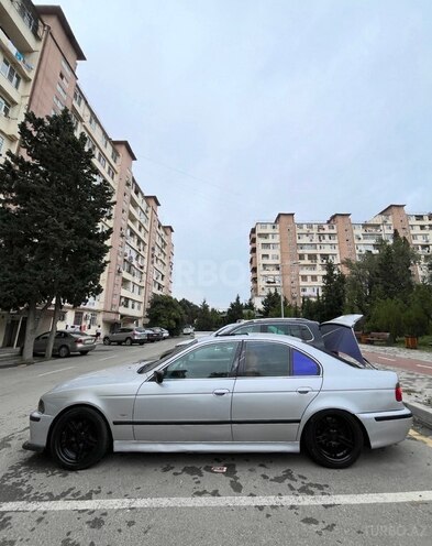 BMW 528 1999, 240,000 km - 2.8 л - Bakı