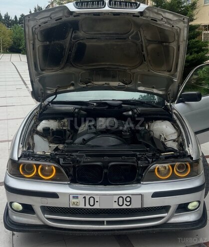 BMW 528 1999, 240,000 km - 2.8 л - Bakı
