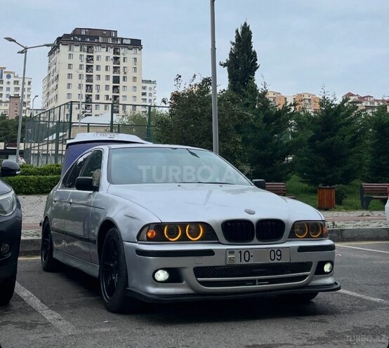 BMW 528 1999, 240,000 km - 2.8 л - Bakı