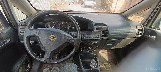 Opel Zafira 1999, 300,000 km - 1.8 l - Cəlilabad