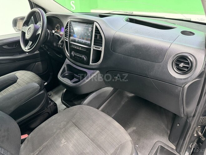 Mercedes  2017, 168,800 km - 2.0 l - Bakı
