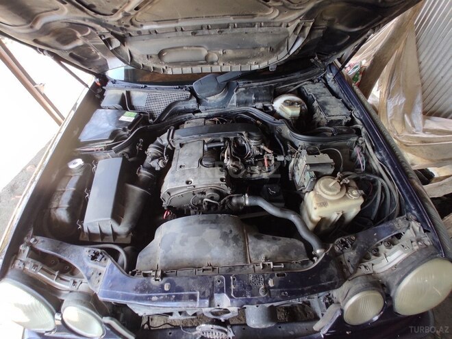 Mercedes E 230 1995, 300,000 km - 2.3 л - Balakən