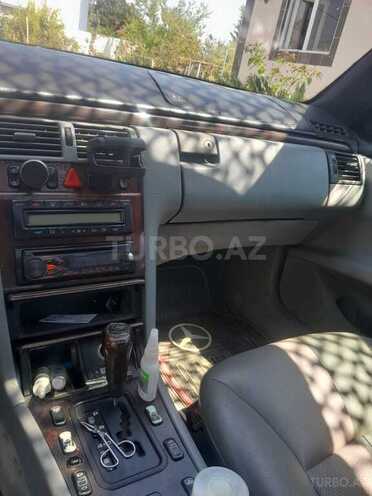 Mercedes E 290 1996, 680,000 km - 2.9 l - Astara
