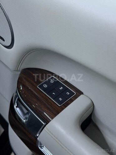 Land Rover Range Rover 2016, 250,000 km - 3.0 л - Bakı