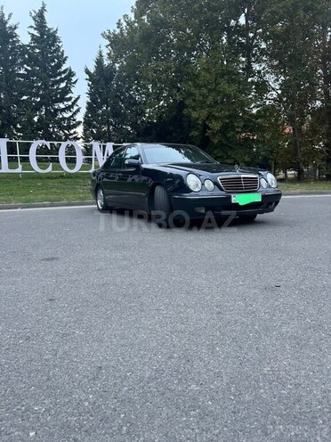 Mercedes E 240 2000, 258,251 km - 2.4 l - Mingəçevir