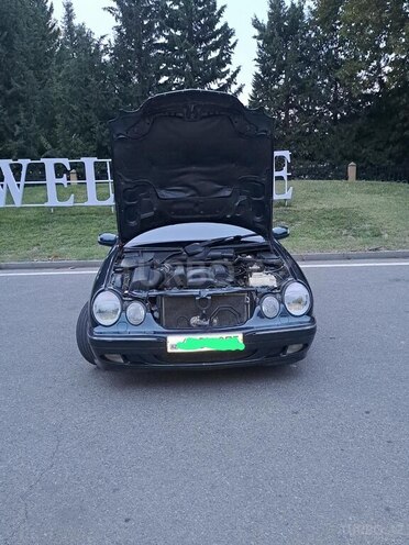 Mercedes E 240 2000, 258,251 km - 2.4 l - Mingəçevir
