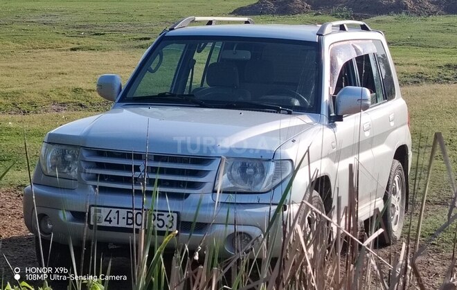 Mitsubishi Pajero io 2004, 325,000 km - 2.0 l - Ağcabədi