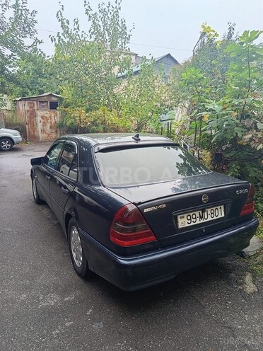 Mercedes C 200 2000, 267,000 km - 2.0 l - Şəki