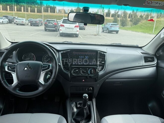 Mitsubishi L200 2022, 147,000 km - 2.4 l - Bakı