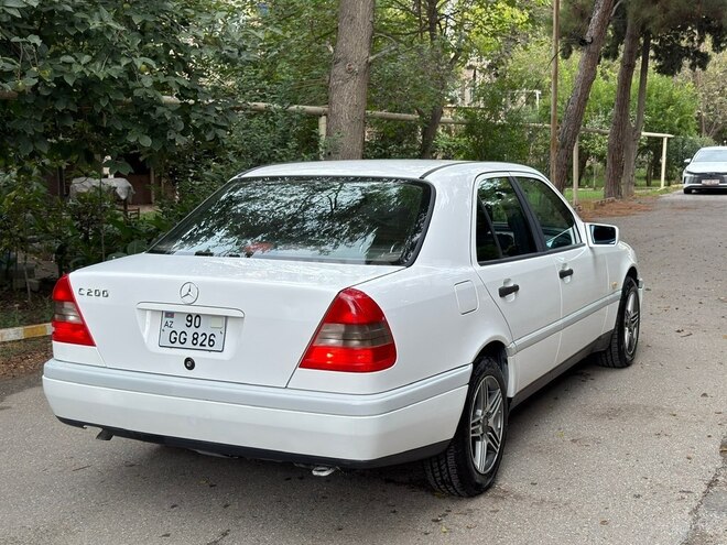 Mercedes C 200 1996, 262,473 km - 2.0 l - Bakı