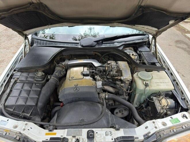Mercedes C 200 1996, 262,473 km - 2.0 l - Bakı
