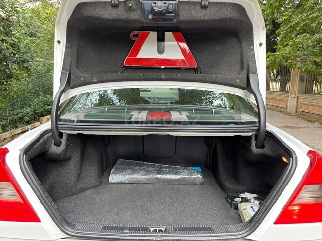 Mercedes C 200 1996, 262,473 km - 2.0 l - Bakı