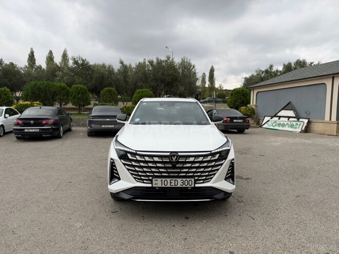 Changan  2025, 28,000 km - 1.5 l - Bakı