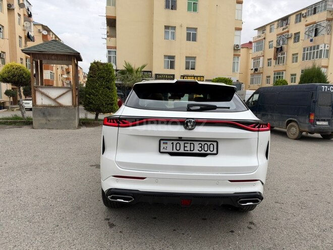 Changan  2025, 28,000 km - 1.5 l - Bakı
