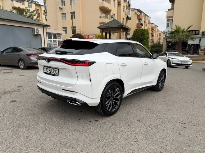 Changan  2025, 28,000 km - 1.5 l - Bakı