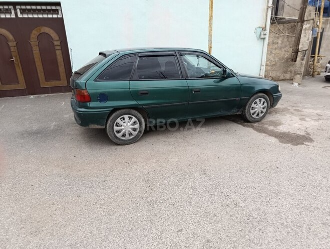 Opel Astra 1996, 250,000 km - 1.6 l - Xırdalan
