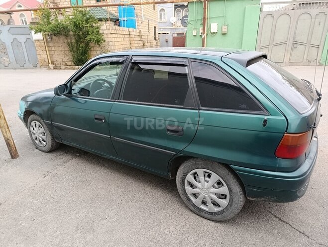 Opel Astra 1996, 250,000 km - 1.6 l - Xırdalan