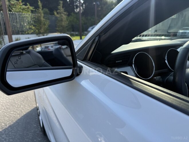 Ford Mustang 2017, 87,000 km - 2.3 л - Bakı