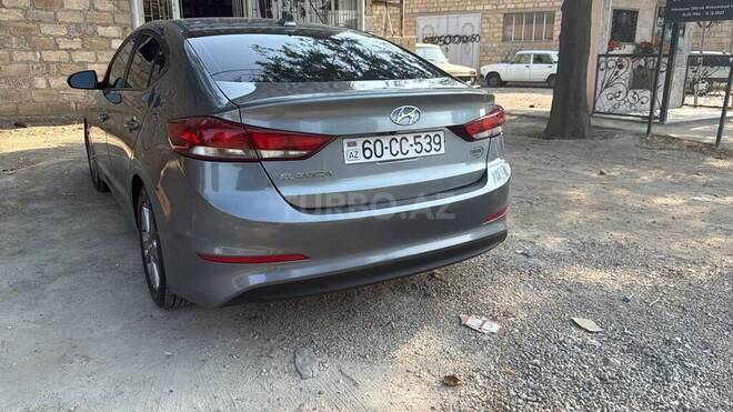 Hyundai Elantra 2018, 227,000 km - 2.0 l - Tovuz