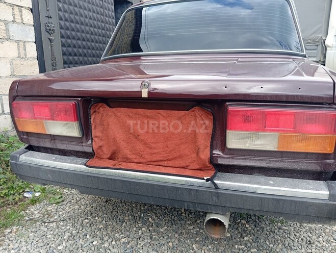 LADA (VAZ) 2107 2009, 127,000 km - 1.6 l - Quba