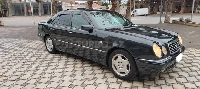 Mercedes E 230 1998, 42,500 km - 2.3 л - Bakı