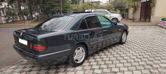 Mercedes E 230 1998, 42,500 km - 2.3 л - Bakı